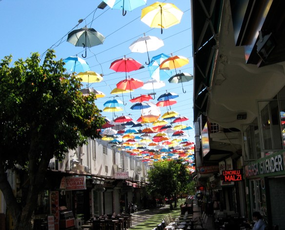 Because this street scene in Antalya is so pretty, and the weather was so nice, and it was a leisurely, happy day.